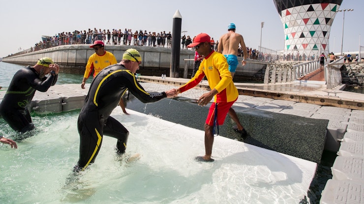 UAE volunteers called into action for ITU World Triathlon Abu Dhabi presented by Daman 2020