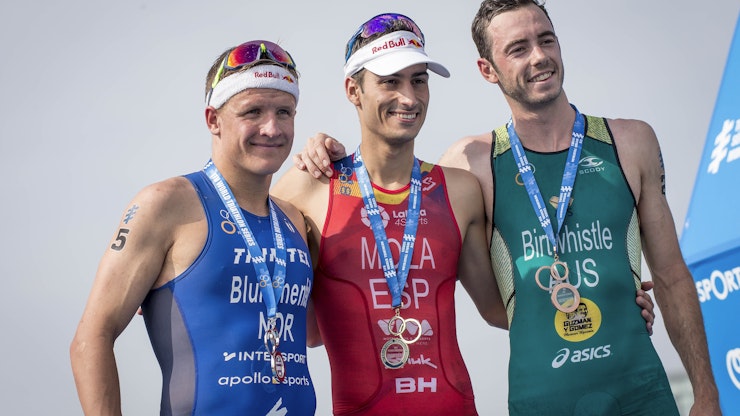 The world aims the triathlon lens on Australia