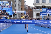 Lisa Tertsch storms to second place in Hamburg / Henry Graf 15th