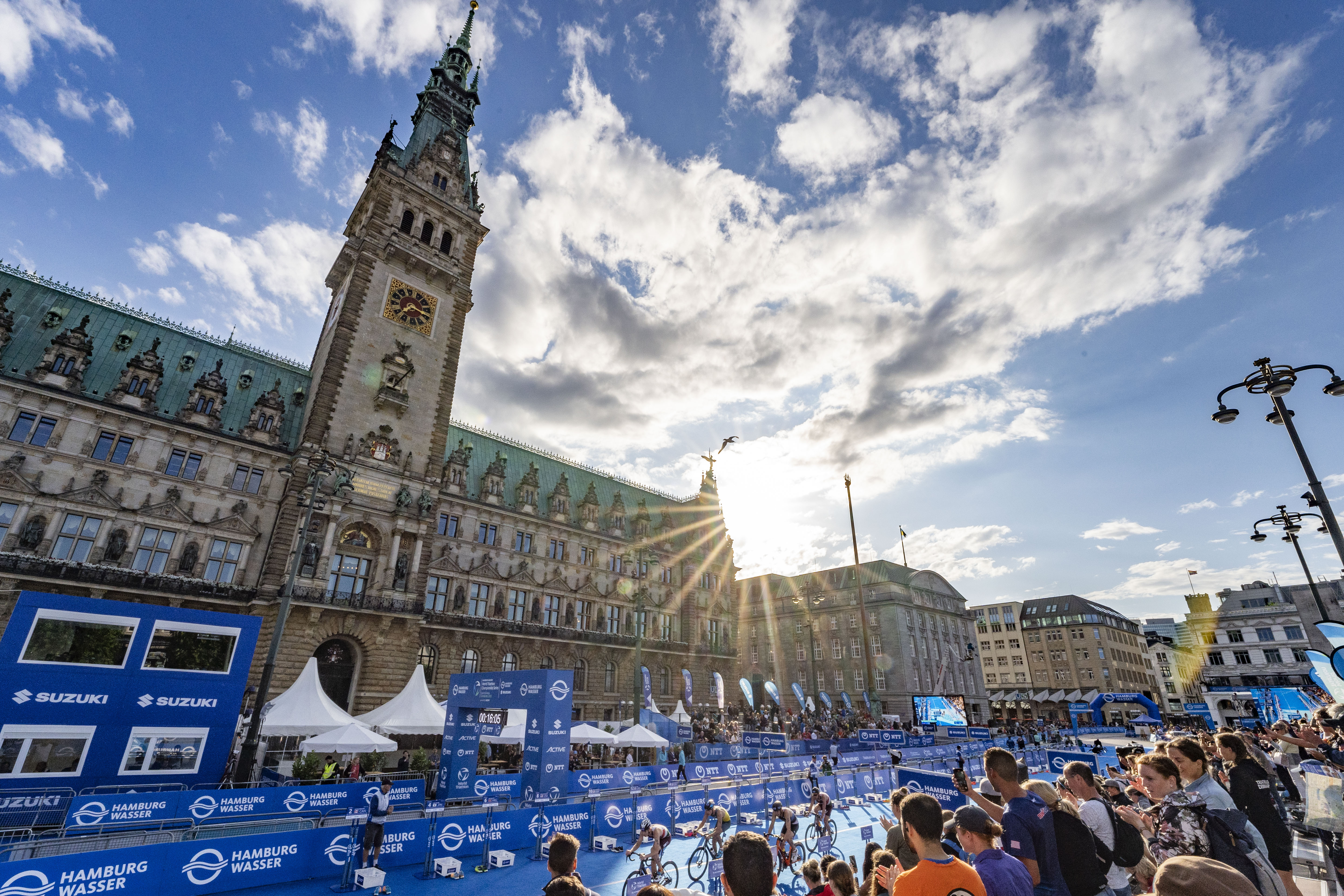Hamburg 2027 Gastgeber der Triathlon-Weltmeisterschaft – World Triathlon Championship Finals in Deut