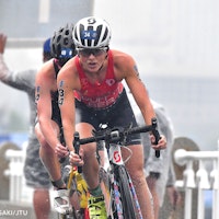 Flora Duffy wins gold medal in Yokohama